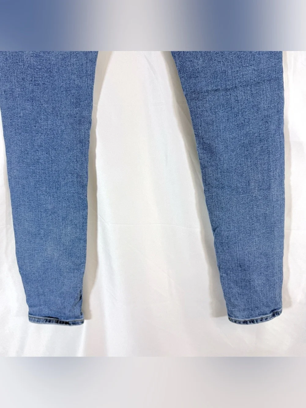 Big Star “B-Type 01” Skinny Ankle Mid Rise Jeans In Medium Indigo Wash Size 25